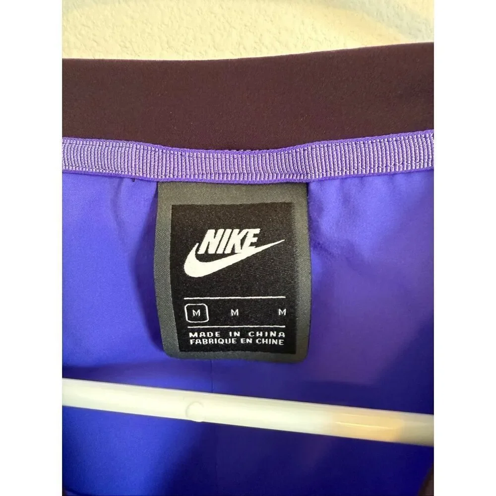 Nike Cropped Windbreaker